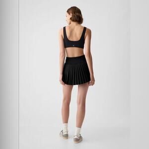 GapFit Pleated Exercise Tennis Golf Black Skort Women’s Size M
